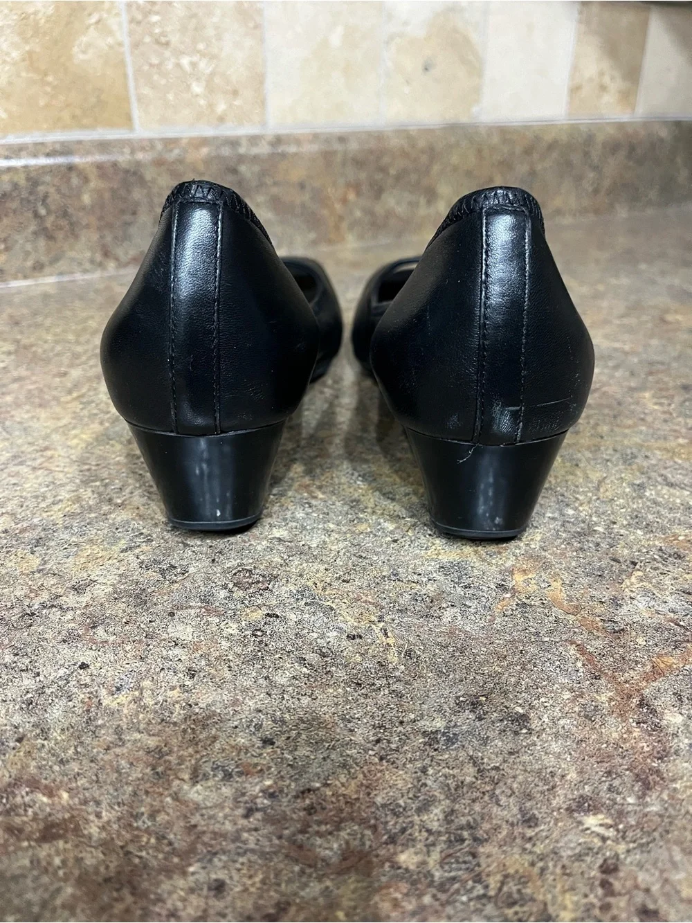 NWOT Cole Haan Nike Air Black Leather Peep Toe Wedges Rare Women’s 6.5
